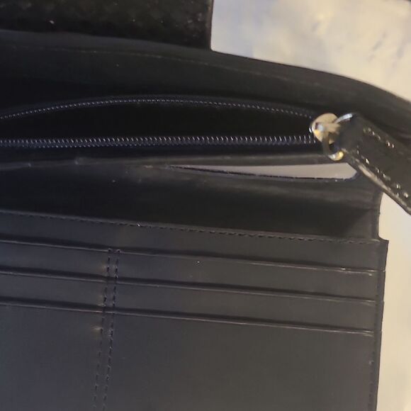 Coach Black Leather Women's Wallet - Picture 5 of 8